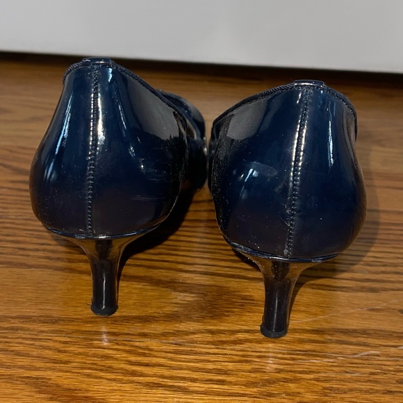 Adrienne Vittadini Heels - Picture 4 of 5